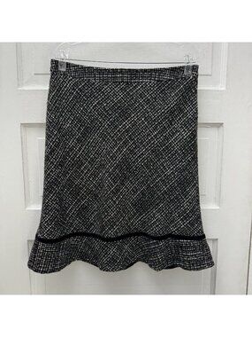 GAP Wool Blend Tweed Ruffle Hem Skirt Women’s Size 8 Black White Career